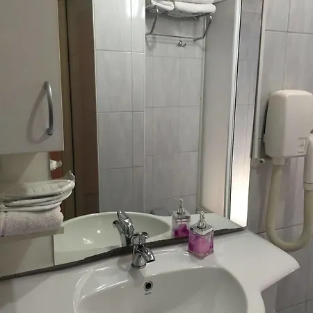 Bayindir Palme Hotel 2*